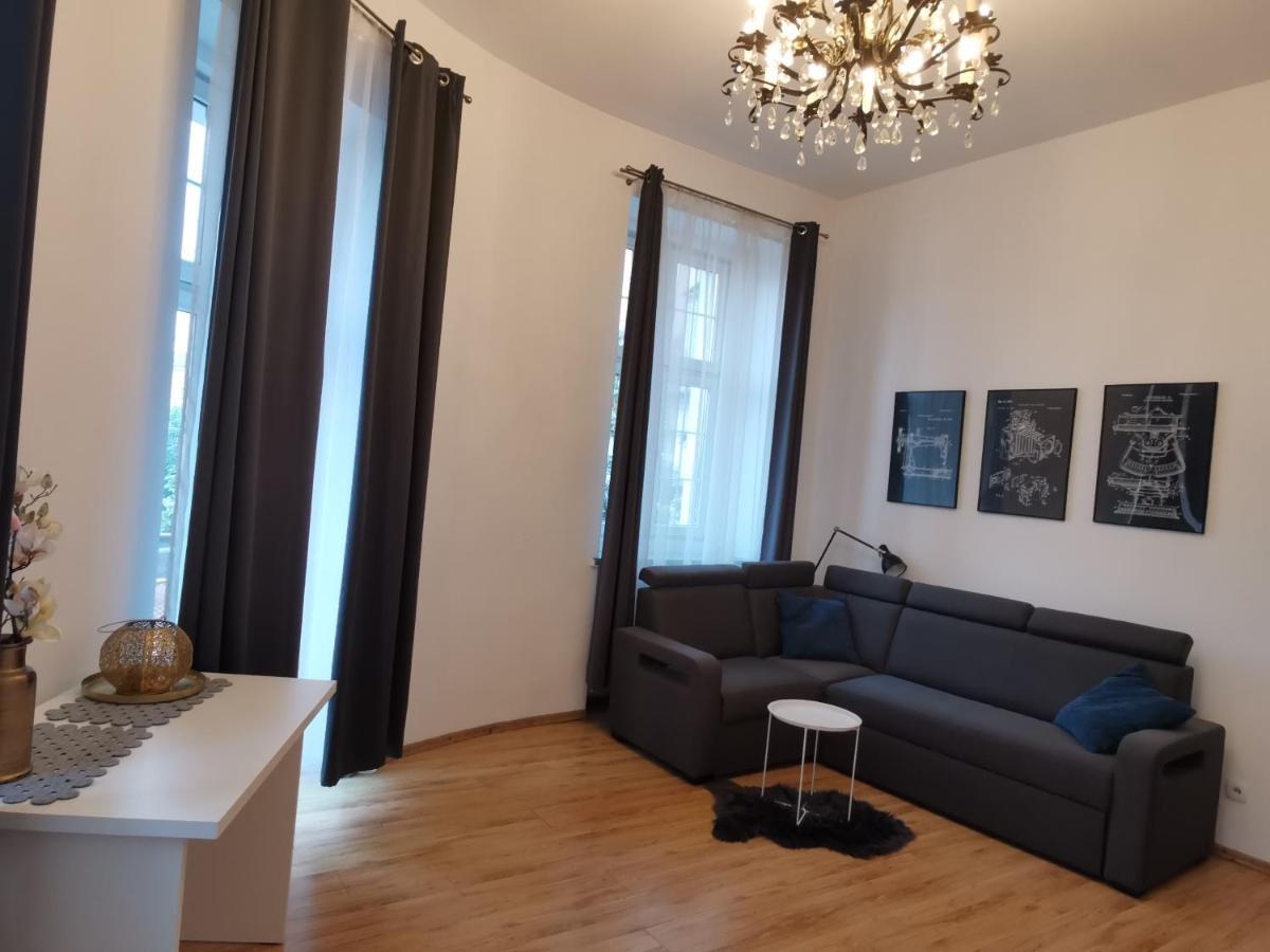 Apartament Na Rynku W Gnieznie 格涅兹诺 外观 照片